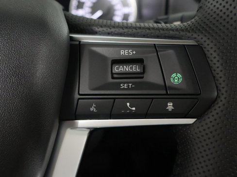 New 2025 Mitsubishi Outlander SE image 41