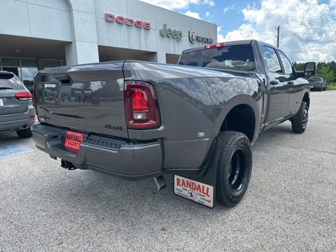 New 2025 RAM 3500 Lone Star image 7