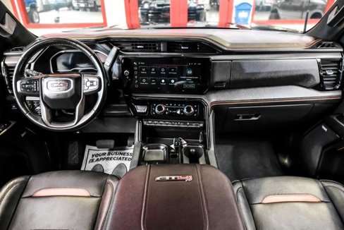 Used 2024 GMC Sierra 2500 AT4 w/ Technology Package image 15