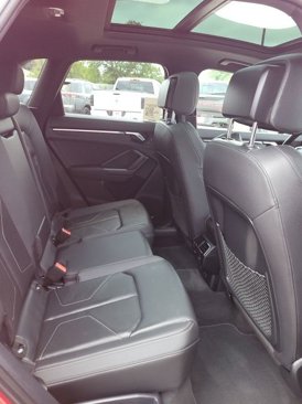 Used 2022 Audi Q3 2.0T Premium Plus image 14