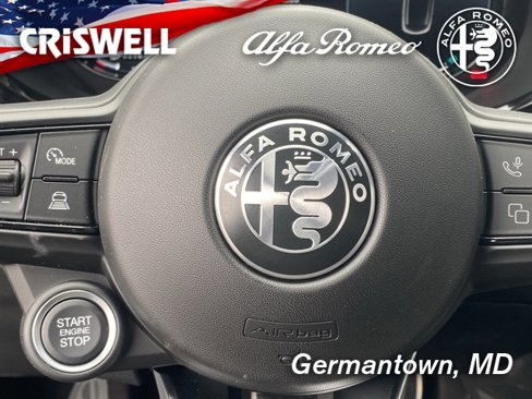 New 2025 Alfa Romeo Tonale Tributo Italiano image 23