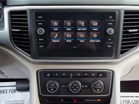 Used 2018 Volkswagen Atlas SE image 22