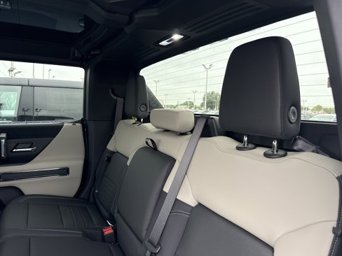 New 2026 GMC Hummer EV 4x4 Crew Cab image 24