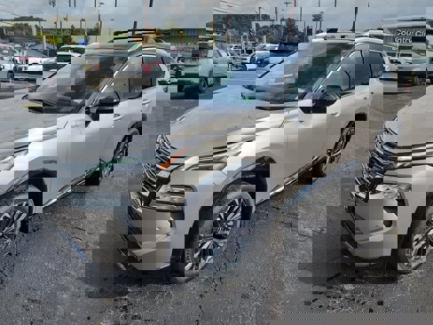 New 2026 Nissan Rogue Platinum image 4