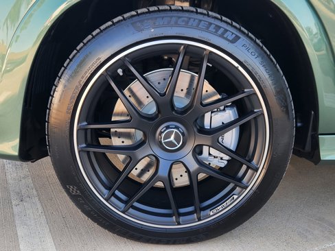 New 2026 Mercedes-Benz GLE 53 AMG 4MATIC Coupe image 10