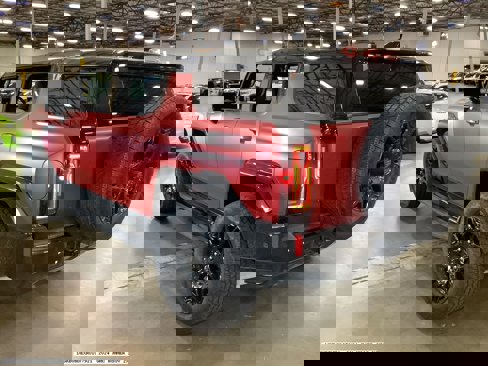 Used 2024 GMC Hummer EV 2X image 4