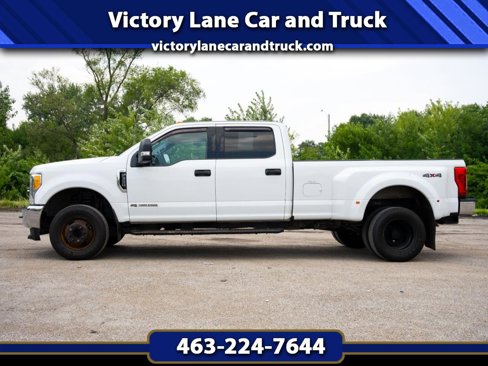 Used 2017 Ford F350 XLT image 1
