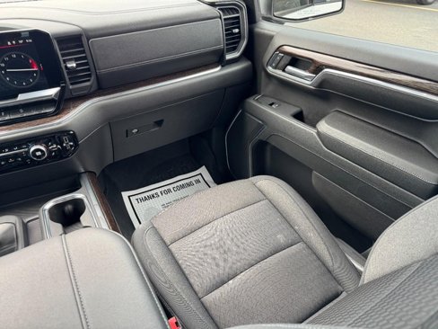 Used 2024 GMC Sierra 1500 Elevation image 15
