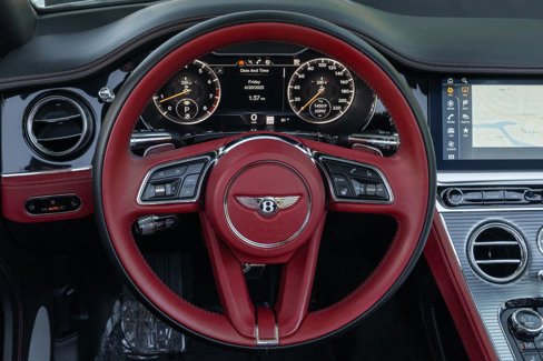 Used 2021 Bentley Continental GT image 17