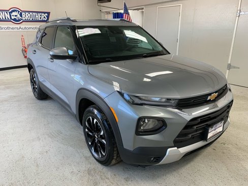 Used 2023 Chevrolet TrailBlazer LT w/ Sun and Liftgate Package image 11