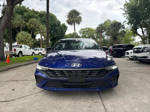 Used 2025 Hyundai Elantra Sport w/ Cargo Package image 3