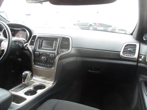 Used 2016 Jeep Grand Cherokee Laredo w/ Quick Order Package 23E image 37