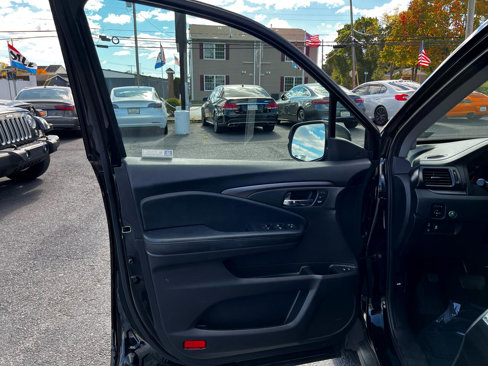 Used 2022 Honda Pilot EX-L image 9