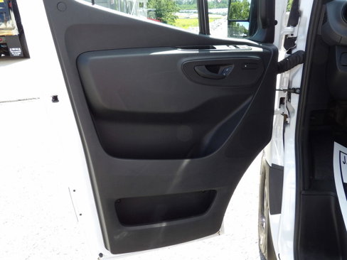 Used 2025 Mercedes-Benz Sprinter 2500 image 14