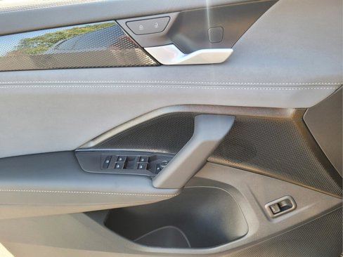 New 2025 Volkswagen Tiguan SE image 20