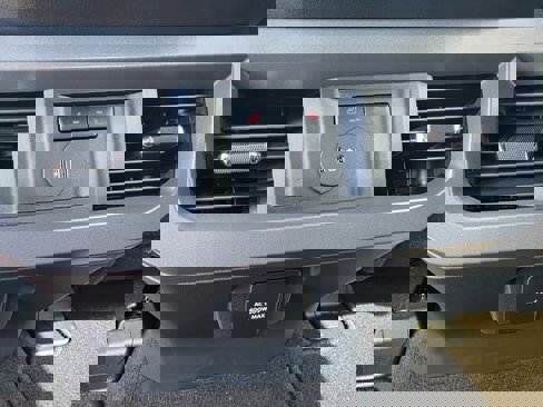 New 2025 Ford F350 Lariat image 17