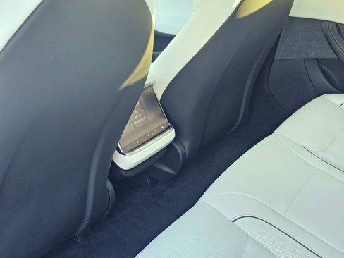 Used 2024 Tesla Model S Plaid image 25