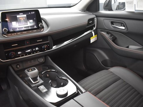 New 2026 Nissan Rogue SV image 33