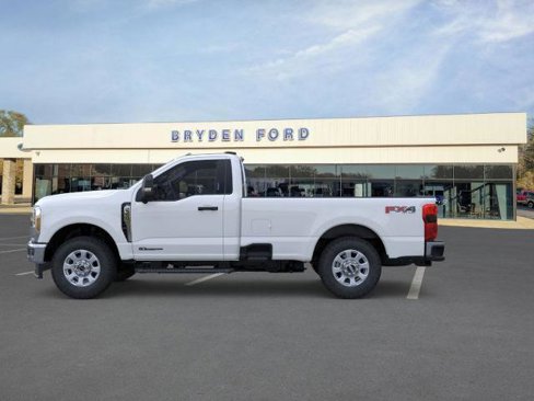 New 2023 Ford F350 XLT w/ 360-Degree Camera Package image 4
