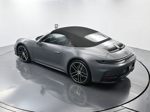Certified 2025 Porsche 911 Carrera image 37