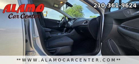 Used 2017 Chevrolet Cruze LT image 19