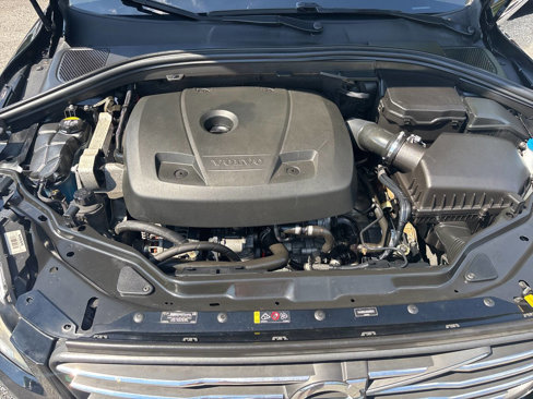 Used 2016 Volvo XC60 T5 w/ Proximity Package image 39