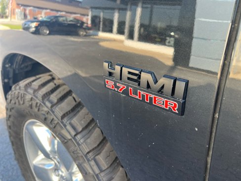 Used 2018 RAM 1500 Sport w/ Sport Premium Group image 3