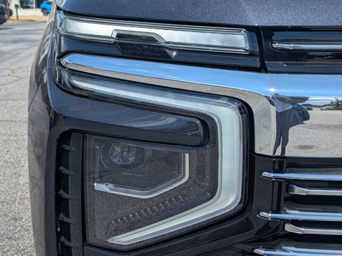 New 2026 Chevrolet Suburban LT w/ Comfort Package image 9