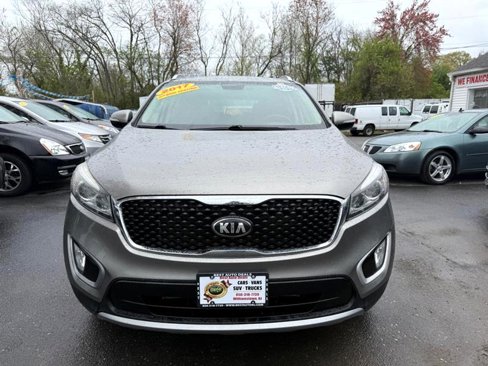 Used 2017 Kia Sorento EX image 7