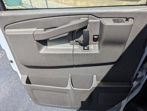 Used 2019 Chevrolet Express 2500 w/ Driver Convenience Package image 18