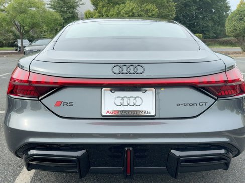 New 2026 Audi RS e-tron GT performance image 10