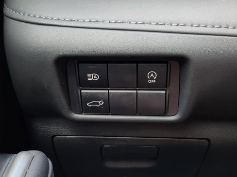 Used 2023 Toyota Highlander XSE image 21