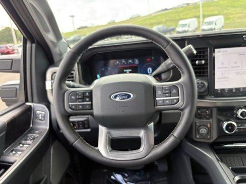 New 2026 Ford F350 Lariat image 28