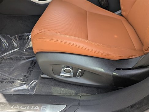 New 2026 Jaguar F-PACE R-Dynamic S image 21