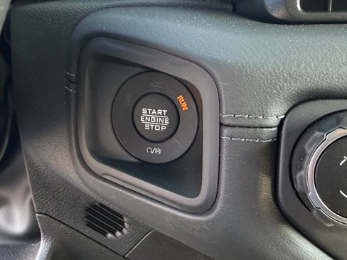 New 2025 Jeep Wrangler Unlimited Rubicon 392 image 25
