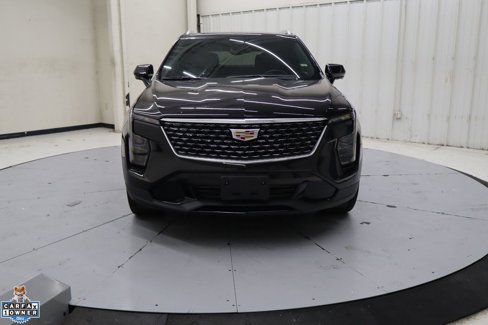 Used 2025 Cadillac XT4 Premium Luxury image 11