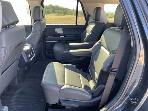New 2025 Ford Expedition Active image 24