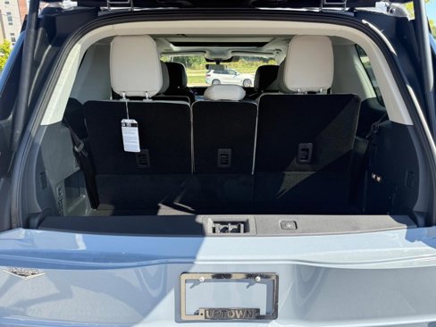 New 2025 Lincoln Navigator Reserve image 4