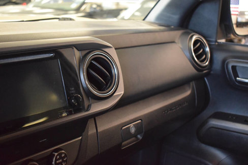 Used 2019 Toyota Tacoma TRD Off-Road w/ Technology Package image 67