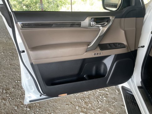 Used 2022 Lexus GX 460 Premium image 25