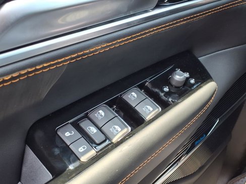 New 2025 Jeep Grand Wagoneer Series III image 10