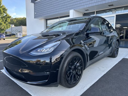 Used 2022 Tesla Model Y Long Range image 3