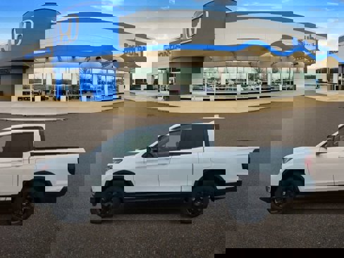 New 2025 Honda Ridgeline Black Edition image 5