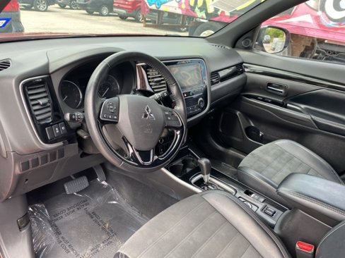 Used 2019 Mitsubishi Outlander SEL image 7