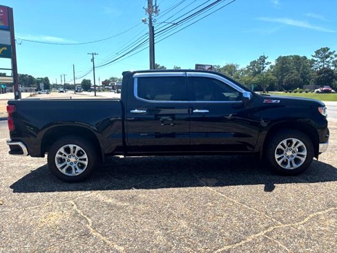 Used 2022 Chevrolet Silverado 1500 LTZ image 6