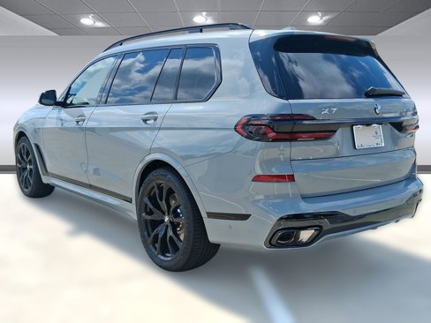 New 2026 BMW X7 xDrive40i w/ M Sport Package image 3