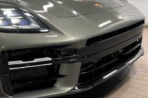New 2025 Porsche Panamera 4 image 30
