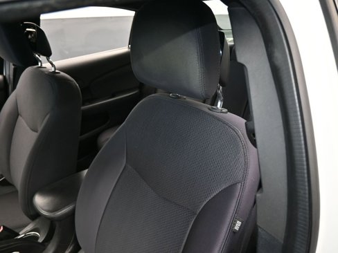 Used 2013 Chrysler 200 Touring image 16