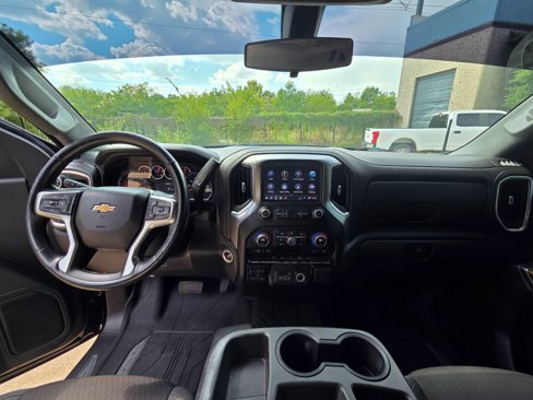 Used 2019 Chevrolet Silverado 1500 LT w/ Texas Edition image 21