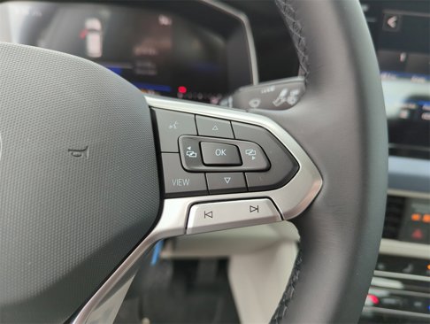 New 2025 Volkswagen Jetta SE image 38